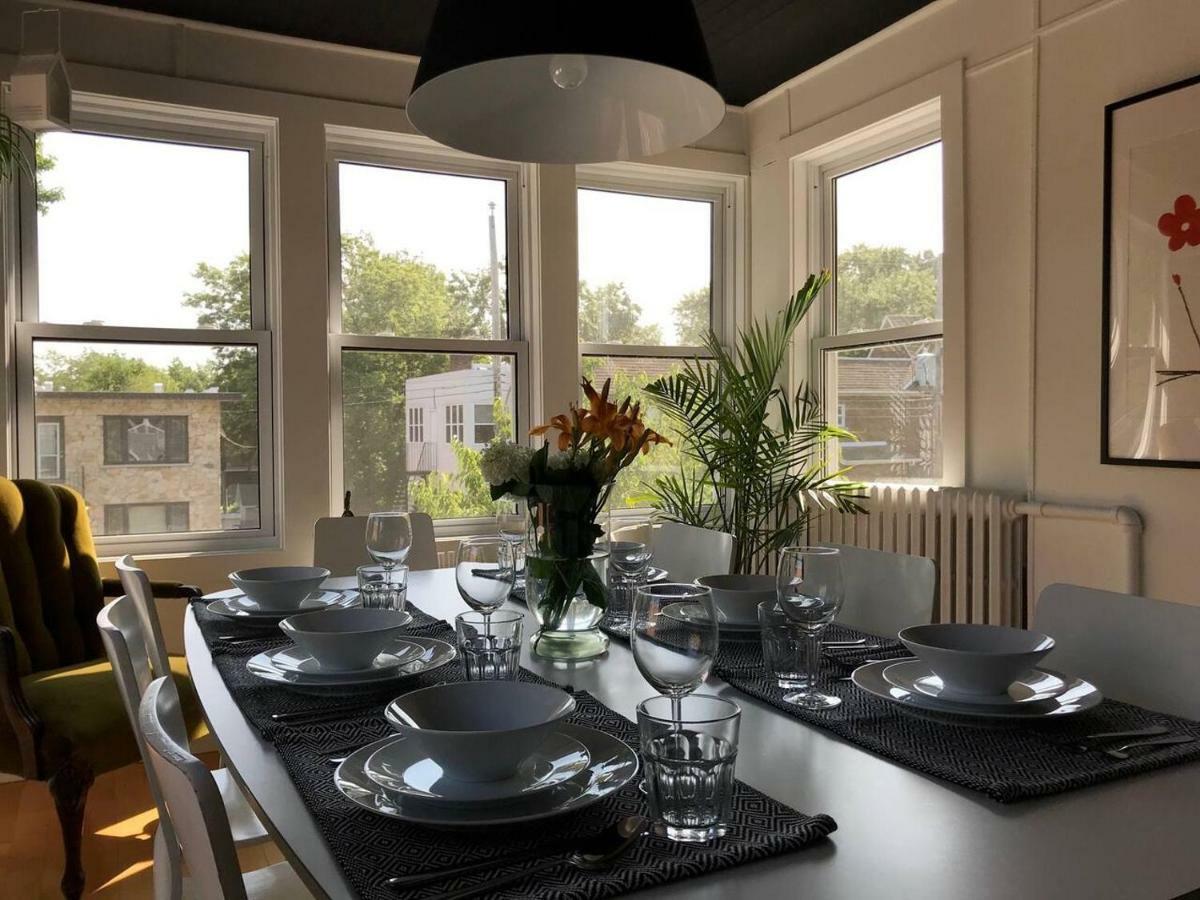 Jules & Jim Apartment มอนทรีอัล ภายนอก รูปภาพ