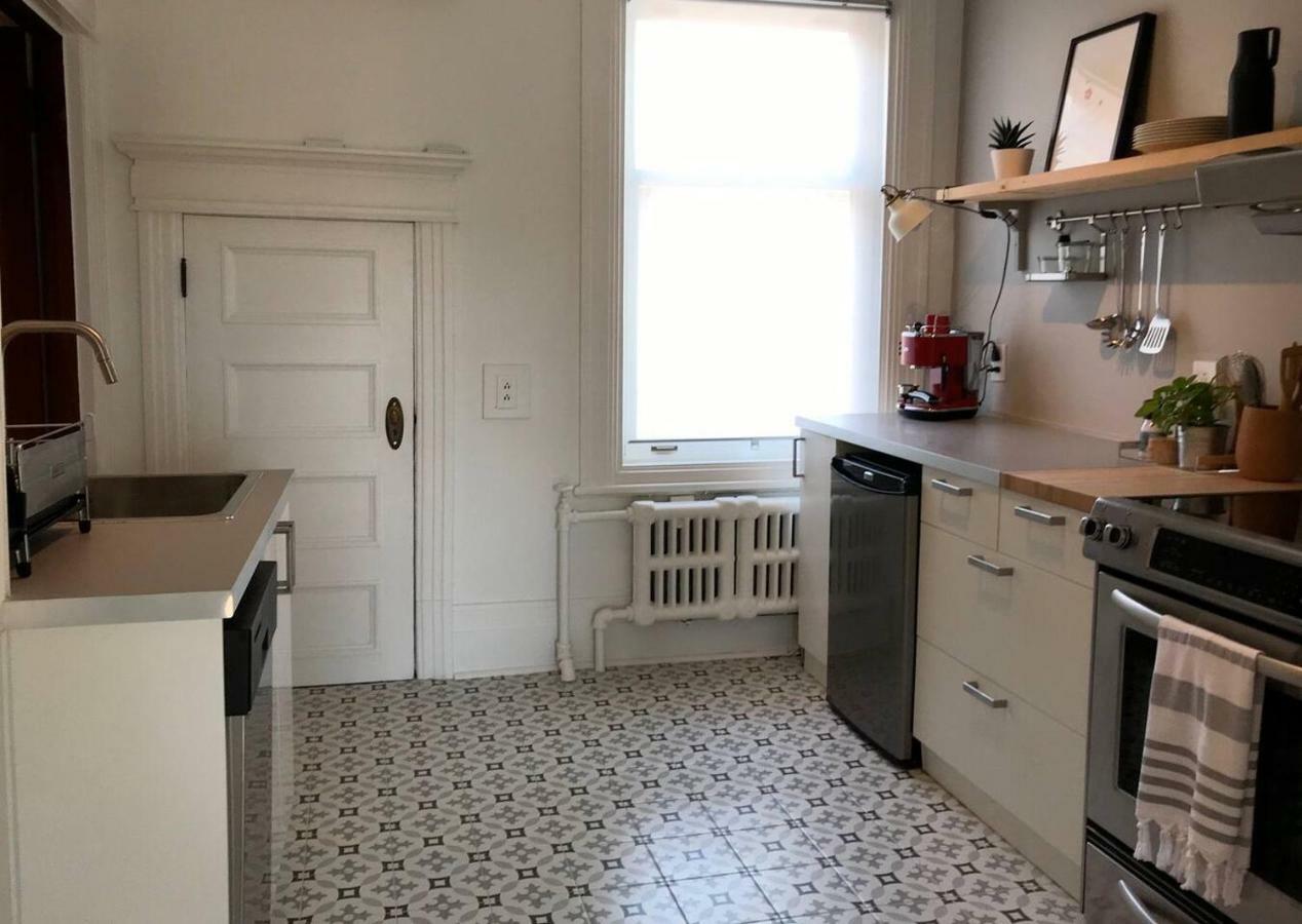 Jules & Jim Apartment มอนทรีอัล ภายนอก รูปภาพ